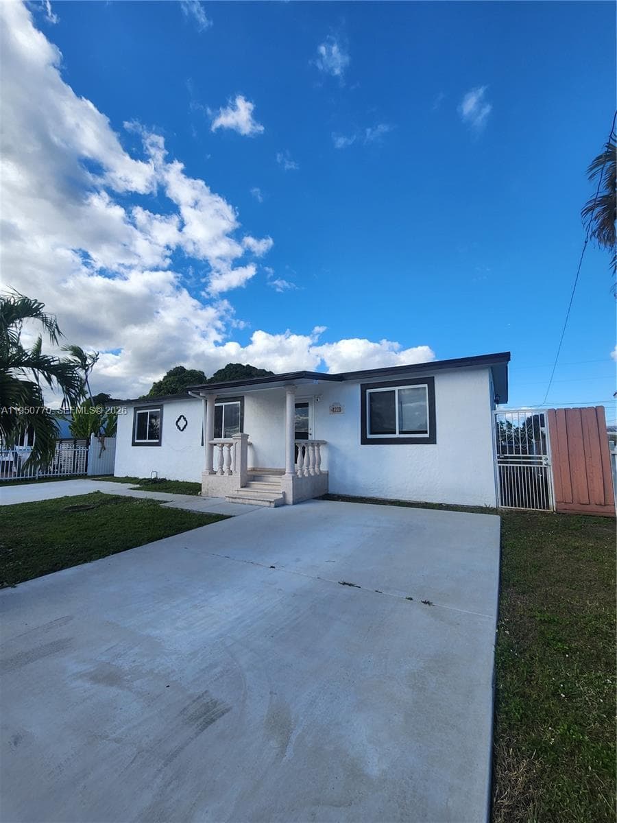 4221 NW 169th Ter, Miami Gardens, FL 33055 photo 4