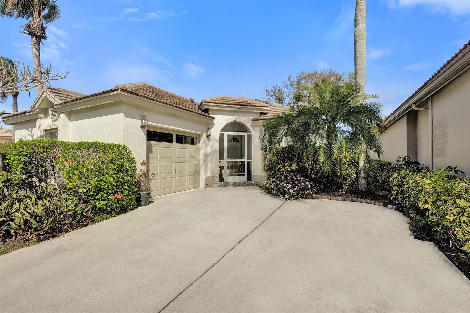 6115 Bay Isles Drive, Boynton Beach, FL 33437 photo 2