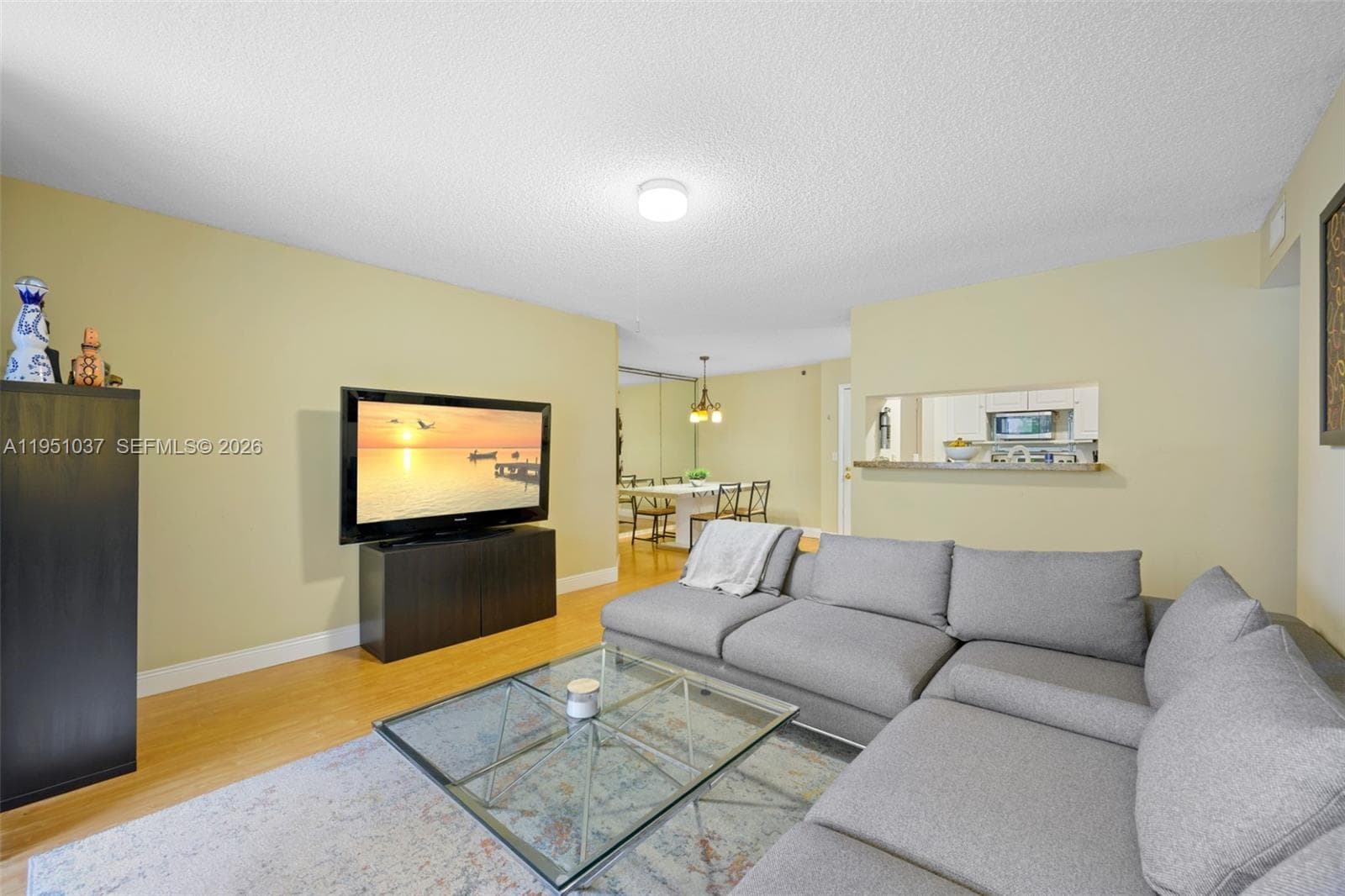 19555 E Country Club Dr # 8303, Aventura, FL 33180 photo 4