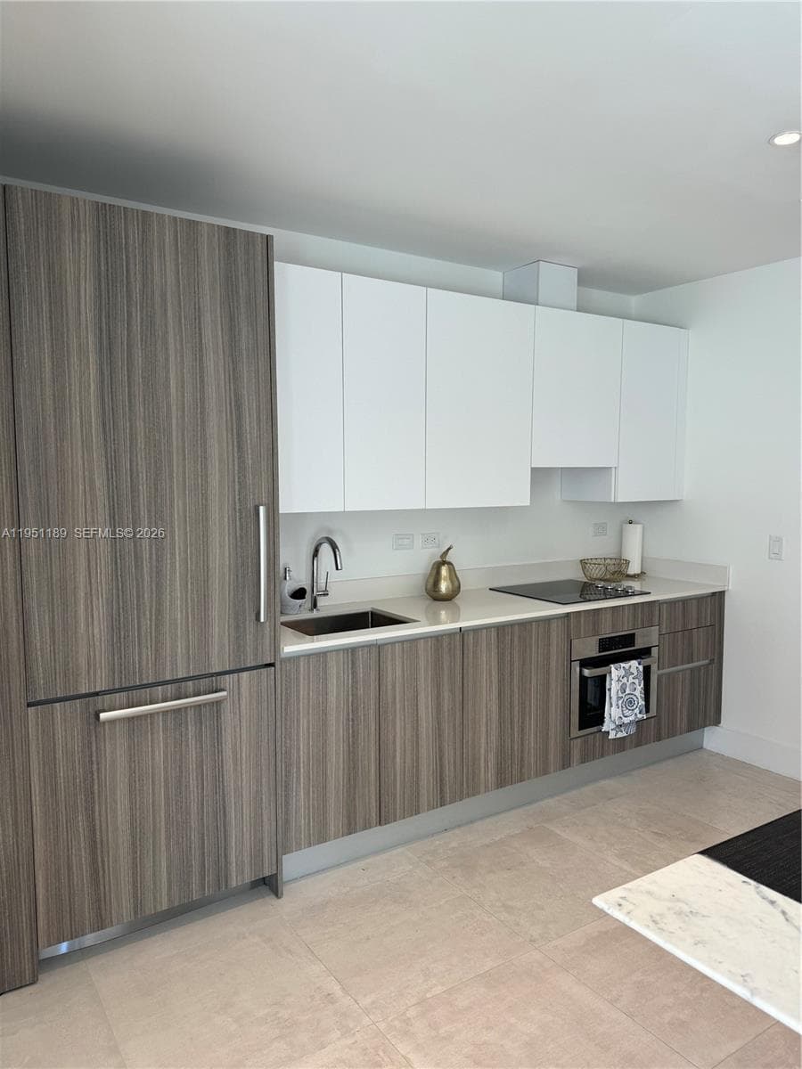 239 SW 9th St # 1405, Miami, FL 33130 photo 5