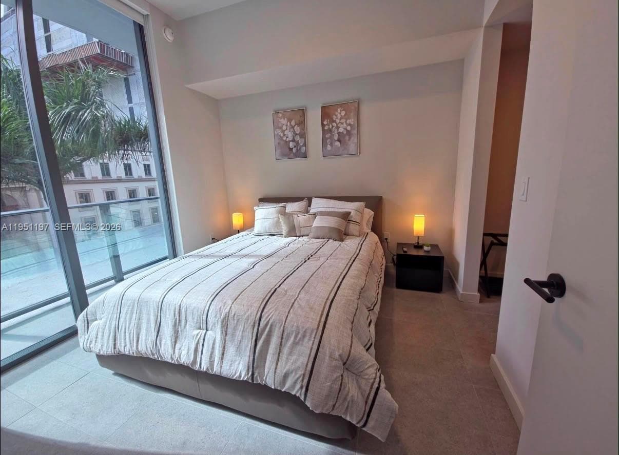 121 NE 5th # 306, Miami, FL 33132 photo 5