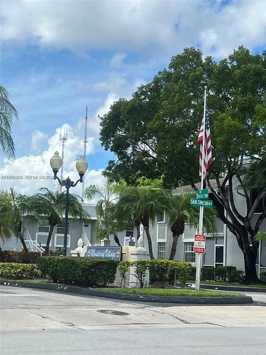 455 NE 210th Cir Ter # 102-18, Miami, FL 33179 photo 2