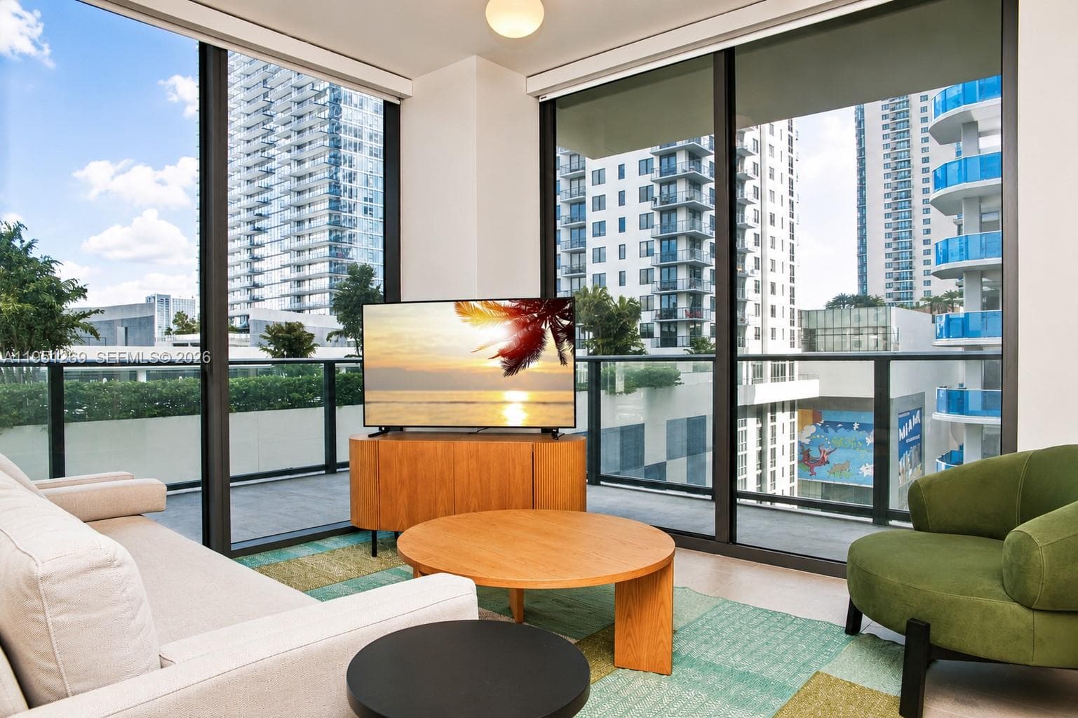 11 NE 6th St # 1109, Miami, FL 33132 photo 2