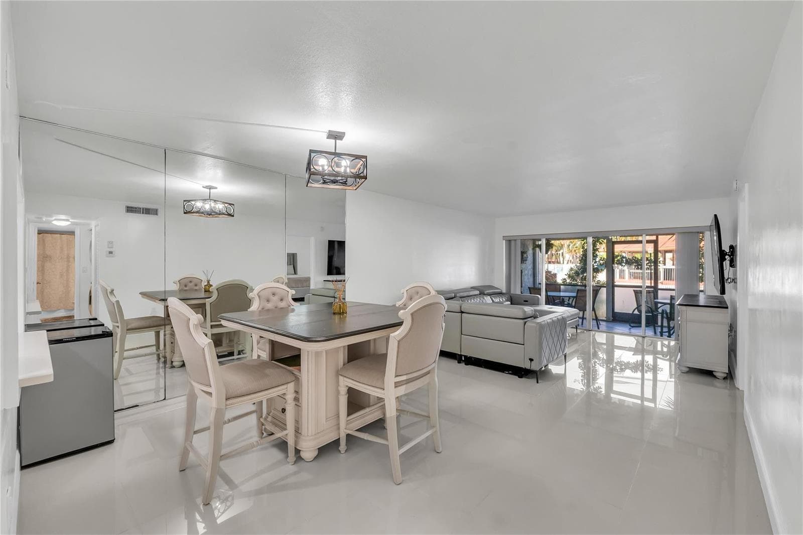 3920 Inverrary Boulevard # 104-C, Lauderhill, FL 33319 photo 4