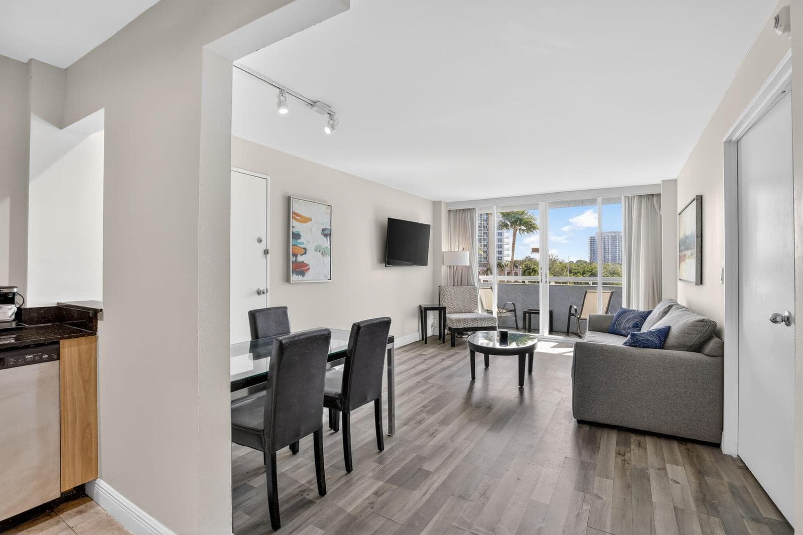 2670 E Sunrise Boulevard # 320, Fort Lauderdale, FL 33304 photo 2