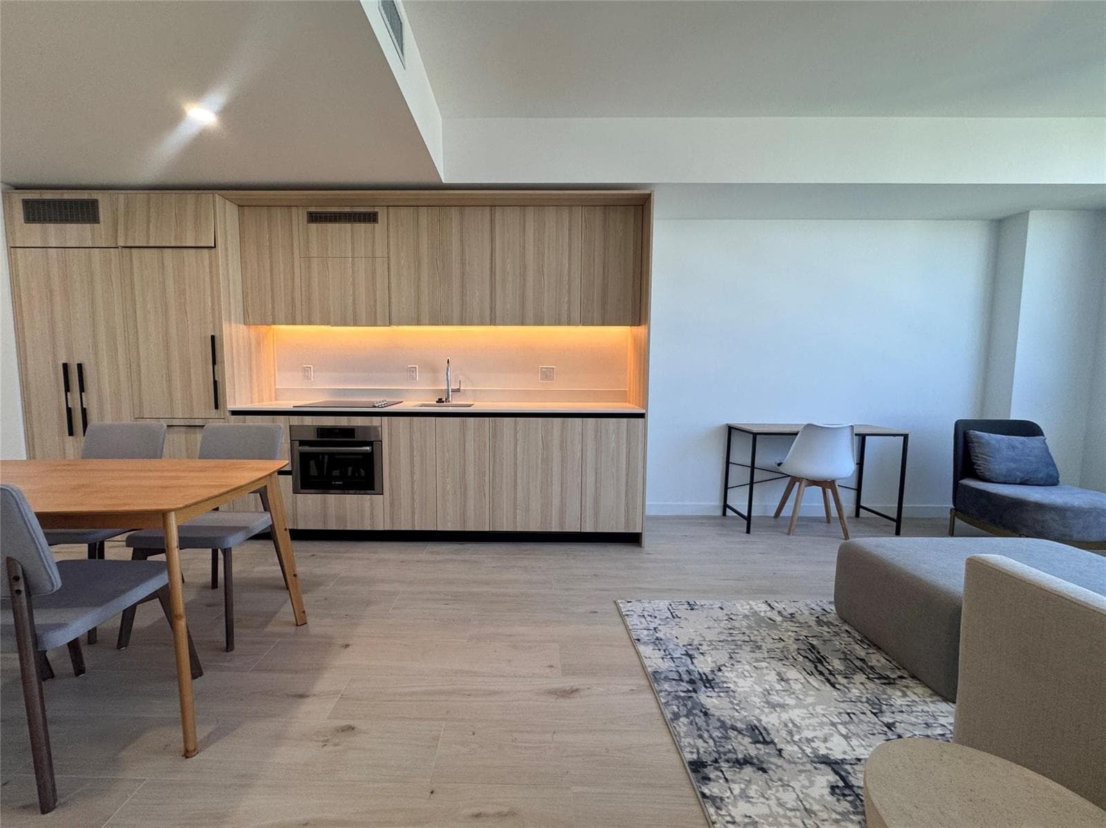 225 N Miami Avenue # 3604, Miami, FL 33128 photo 2