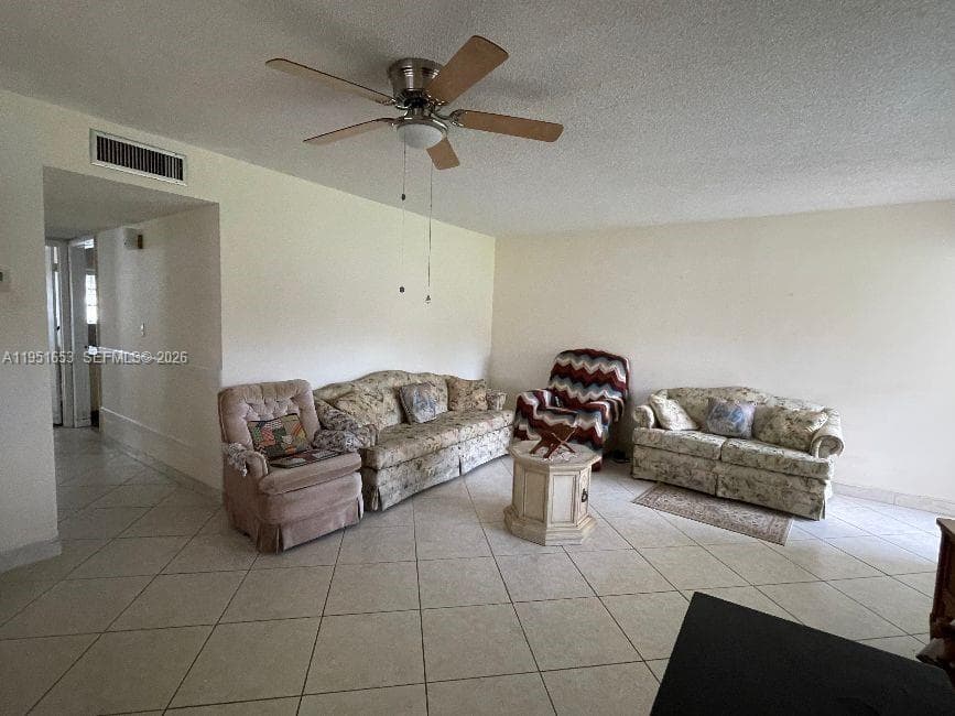 5300 Washington St # S111, Hollywood, FL 33021 photo 3