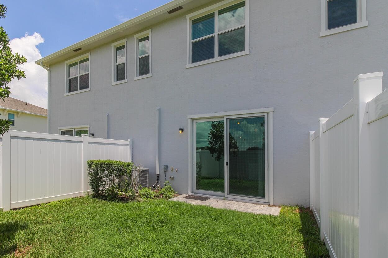 640 SE Lake Falls Street, Port St. Lucie, FL 34984 photo 4