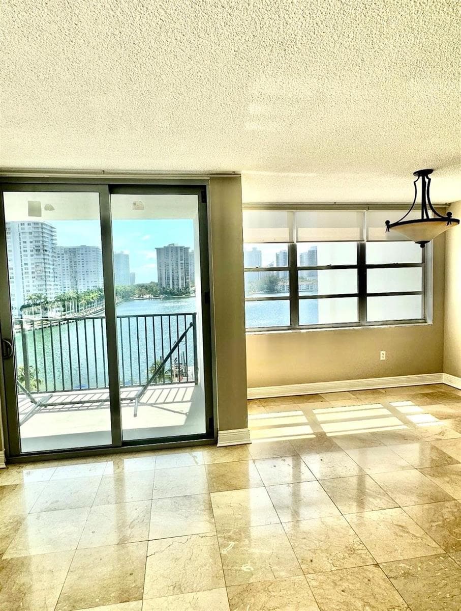 2750 NE 183rd Street # 709, Aventura, FL 33160 photo 2