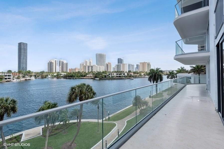 19707 Turnberry Way # 4H, Aventura, FL 33180 photo 4