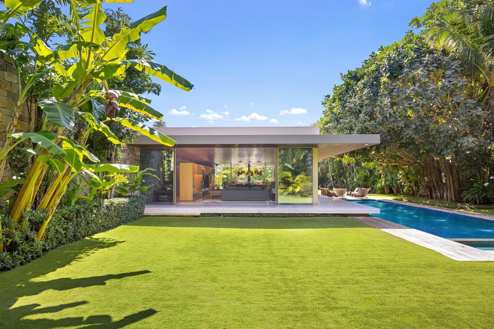 195 Via Marina, Palm Beach, FL 33480 photo 4