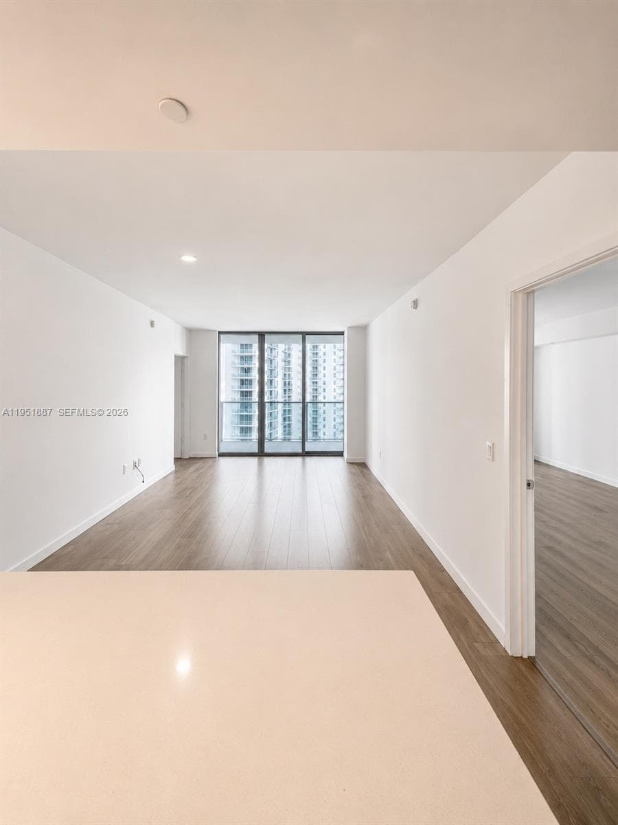 1100 S Miami Ave # 2111, Miami, FL 33130 photo 5