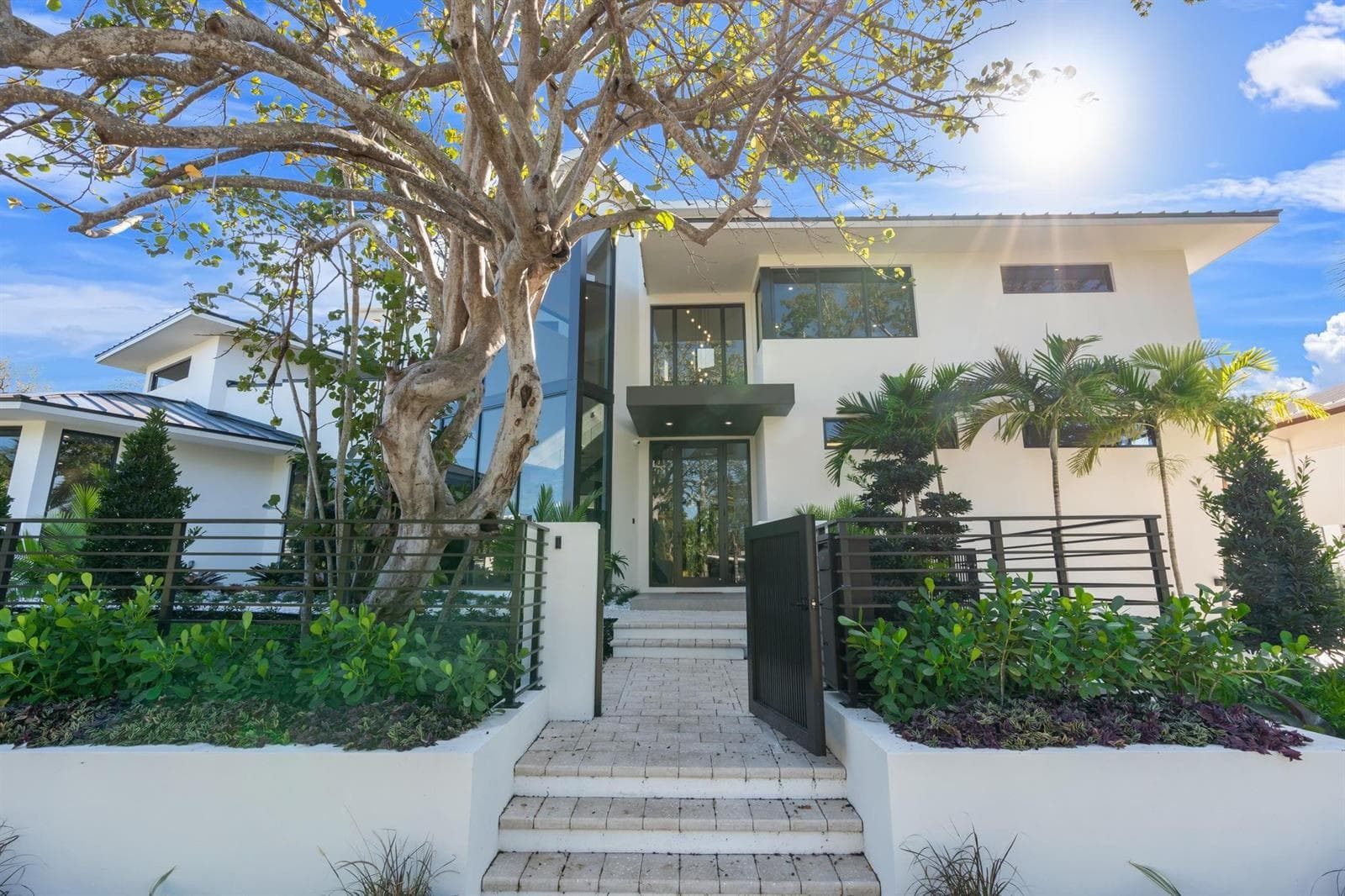 2035 Intracoastal Drive, Fort Lauderdale, FL 33305 photo 2