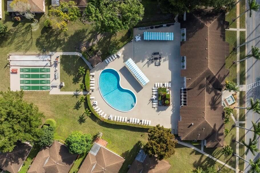14527 Bonaire Boulevard # 408, Delray Beach, FL 33446 photo 2