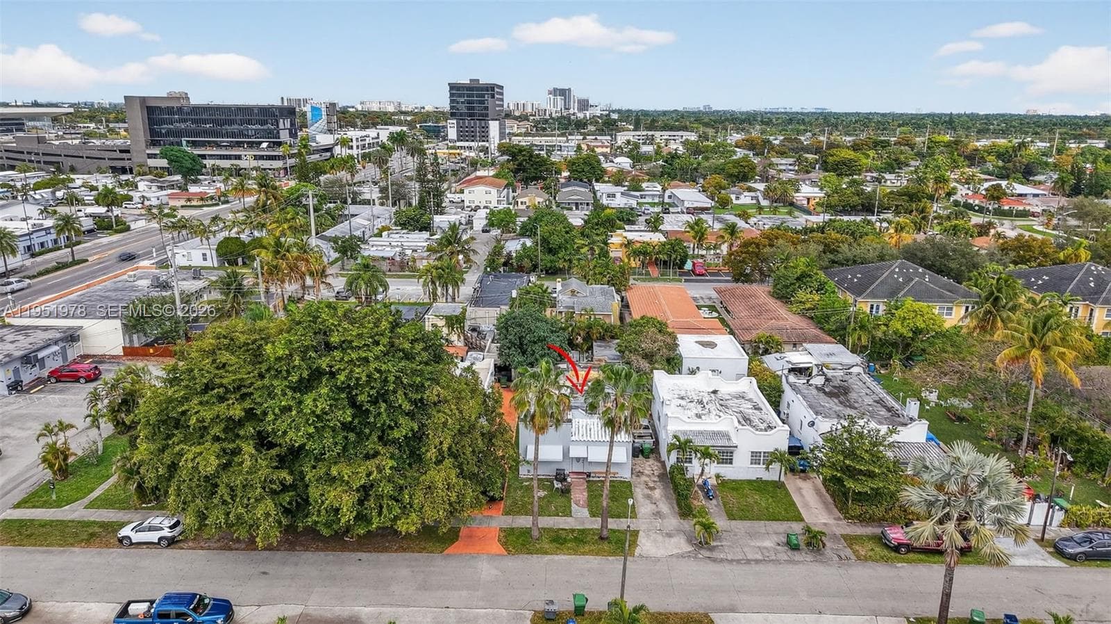 623 NE 4th St, Hallandale Beach, FL 33009 photo 5