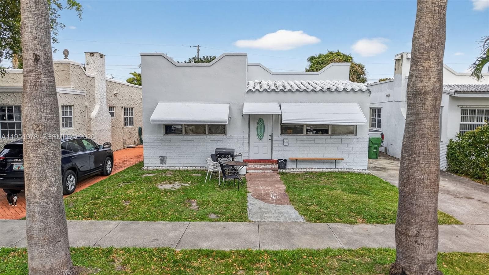 623 NE 4th St, Hallandale Beach, FL 33009 photo 4