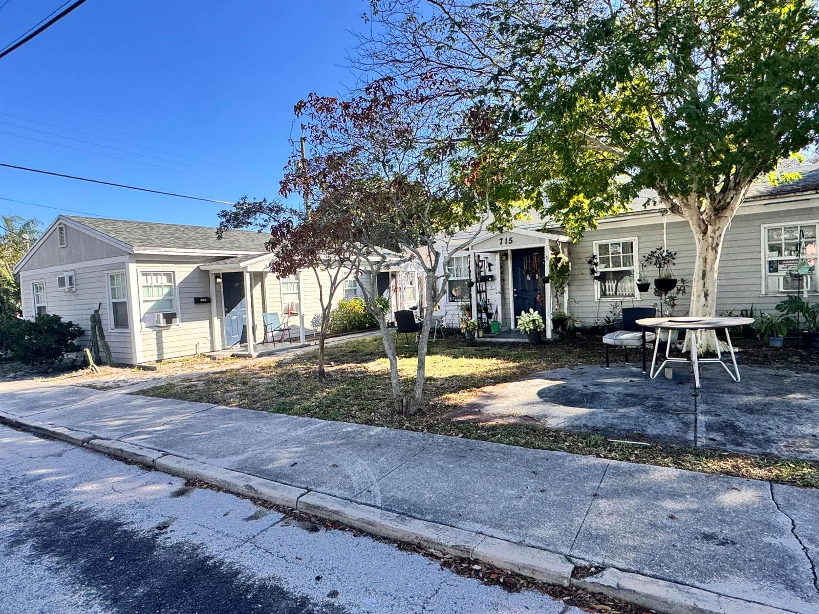 717 8th Avenue N, FL 33460 photo 2