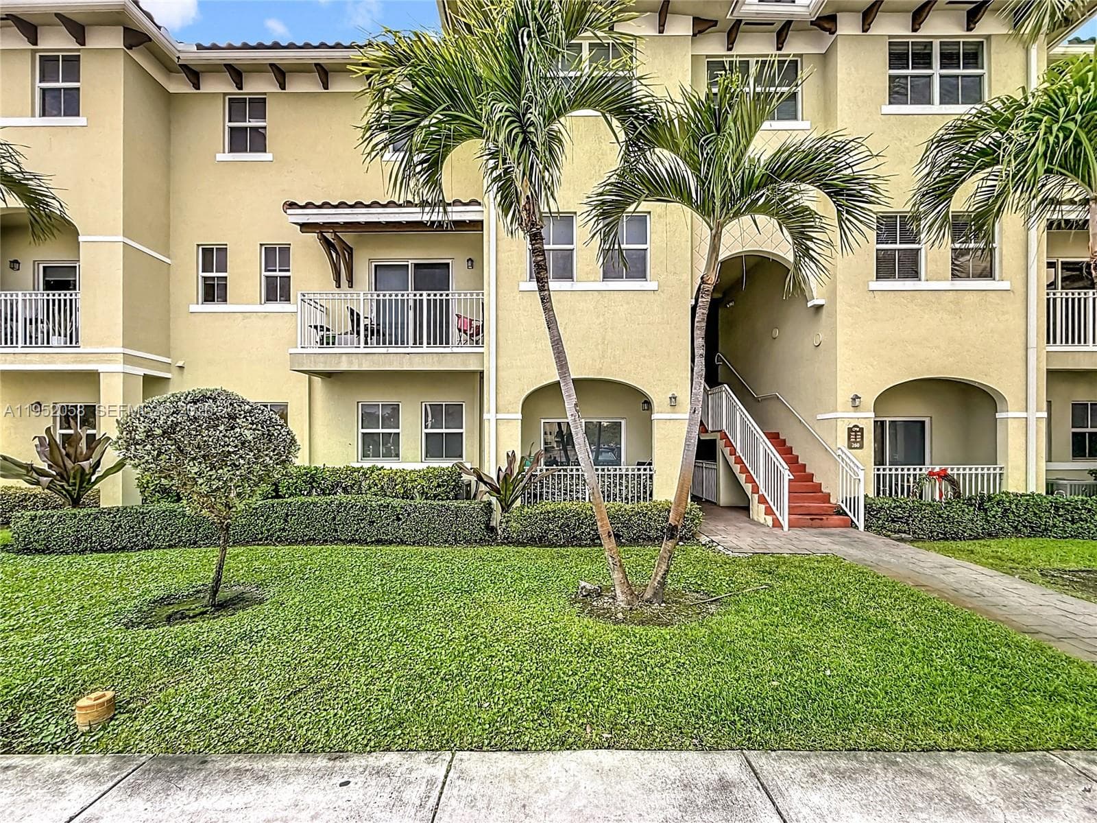 260 NW 109th Ave # 206, Miami, FL 33172 photo 2