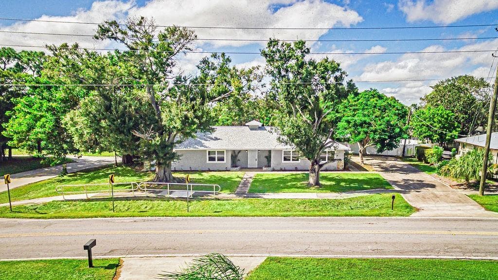 300 Riomar Drive, Port St. Lucie, FL 34952 photo 4
