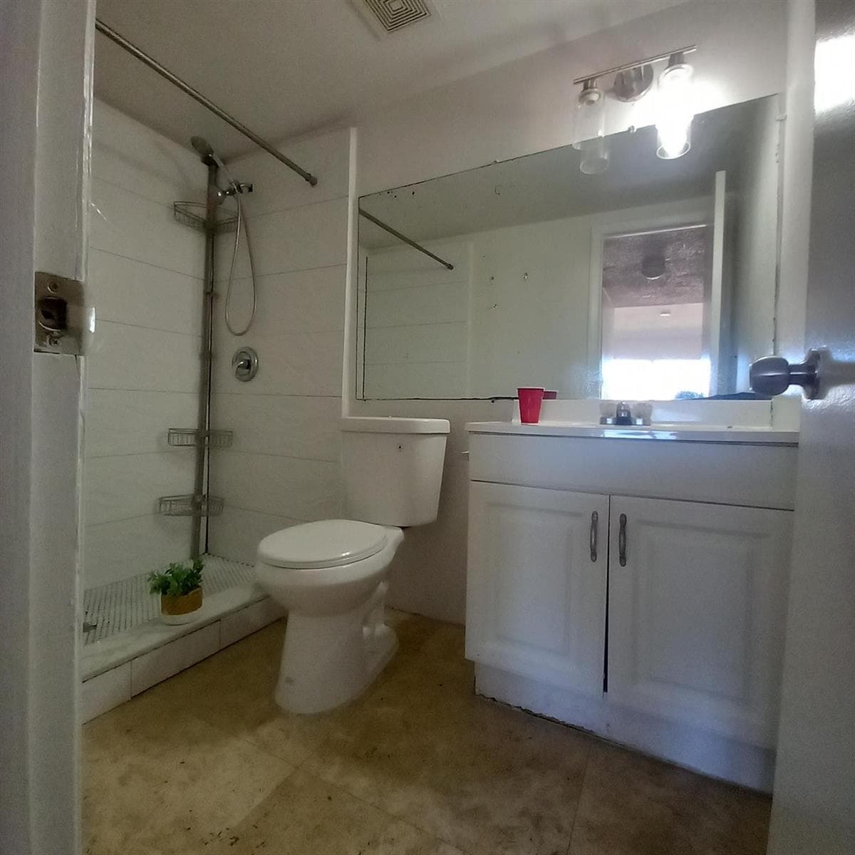 3610 NW 21st # 413, Lauderdale Lakes, FL 33311 photo 3