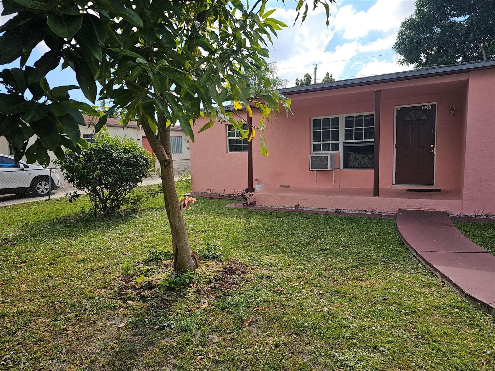 2510 NW 6 Street, Pompano Beach, FL 33069 photo 4