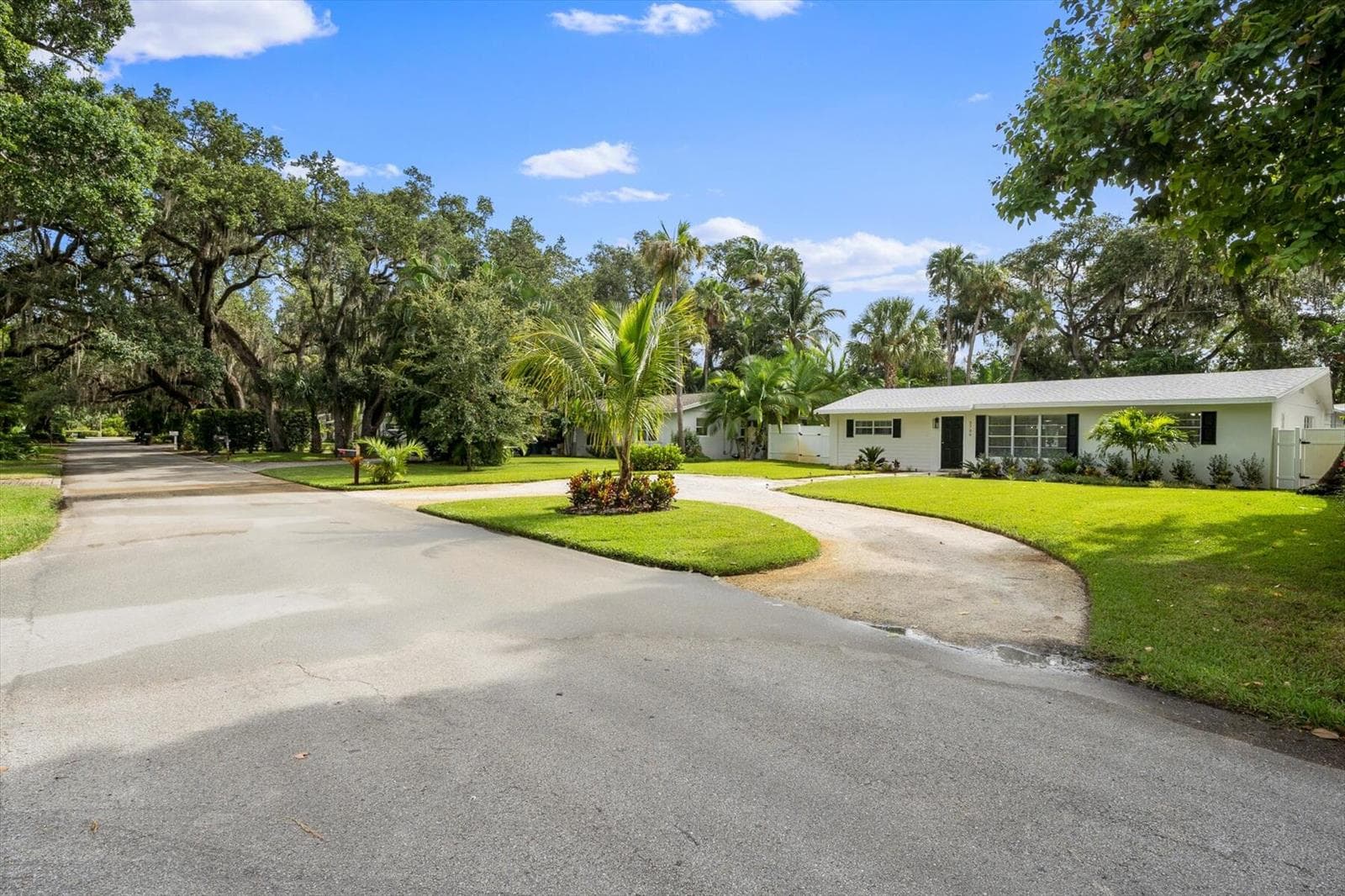2706 10th Avenue, Vero Beach, FL 32960 photo 3