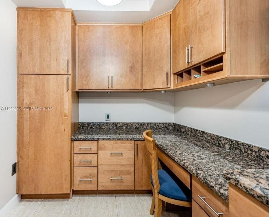 4001 Hillcrest Dr # 914, Hollywood, FL 33021 photo 2