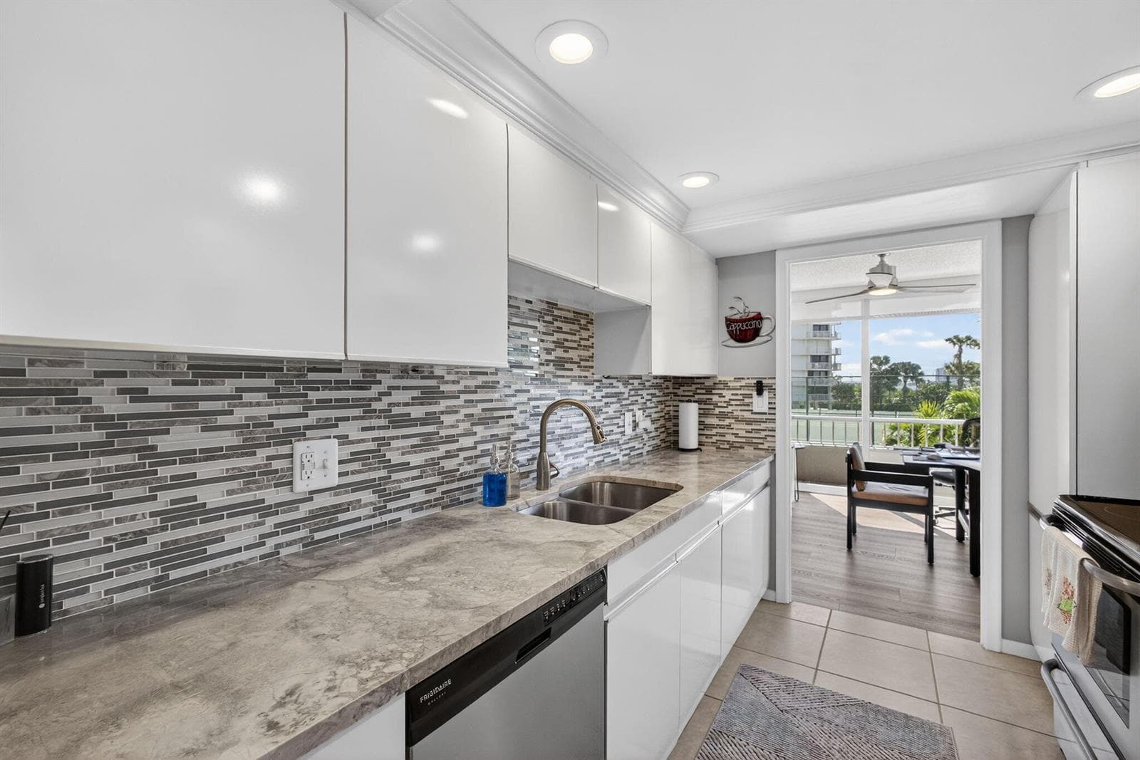 5510 N Ocean Drive # 2d, Singer Island, FL 33404 photo 5