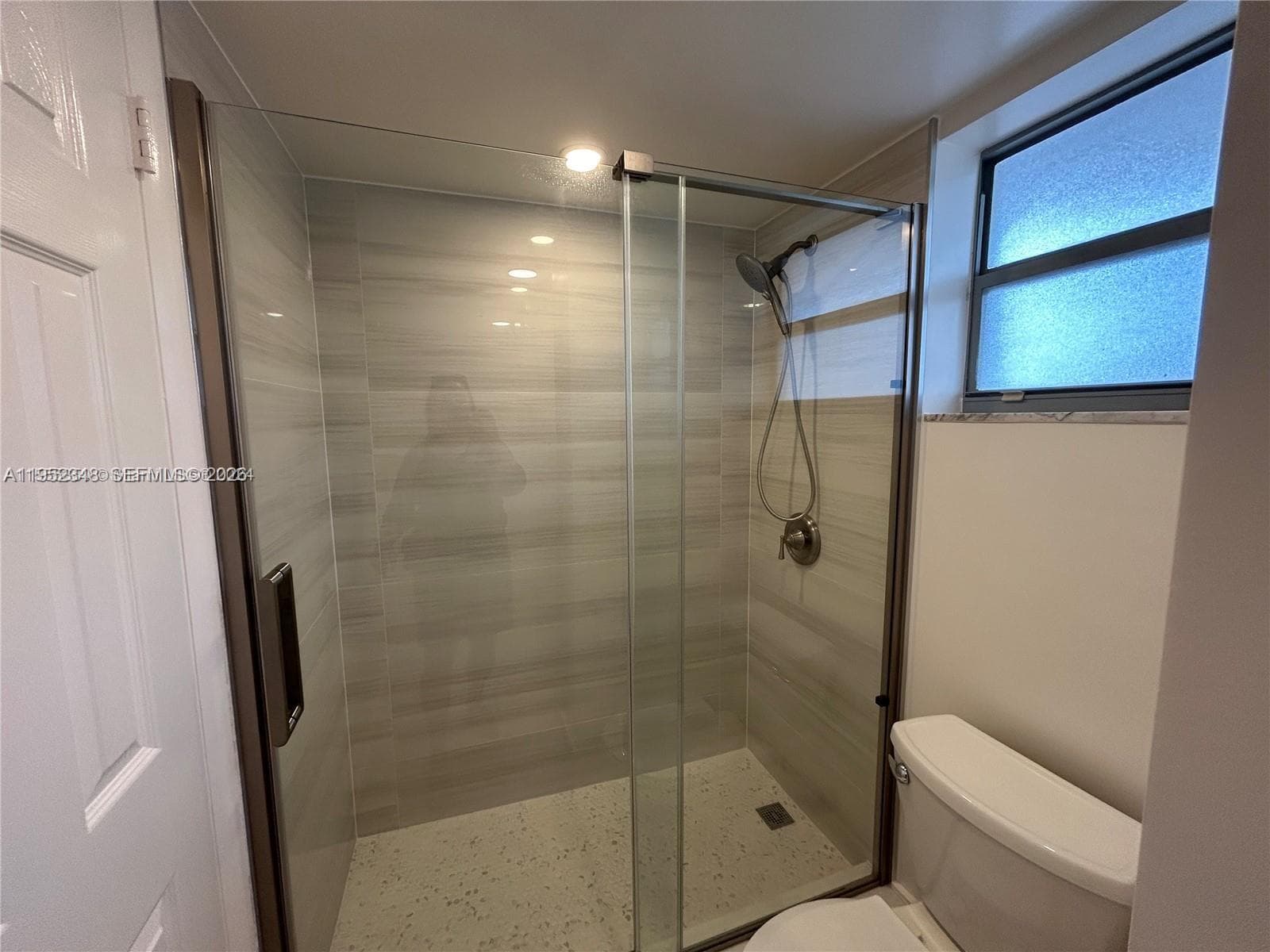 3550 NE 169th St # 304, North Miami Beach, FL 33160 photo 5