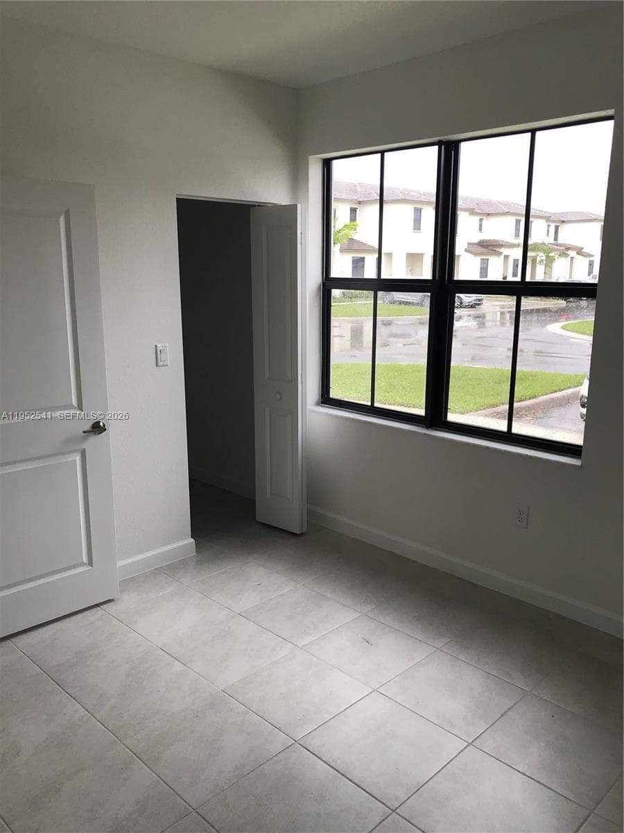 12989 SW 233rd Ter # 12989, Miami, FL 33032 photo 2