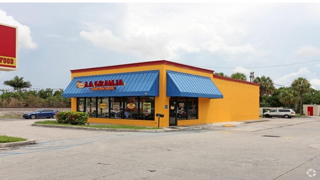 820 W Sample Rd, Pompano Beach, FL 33064