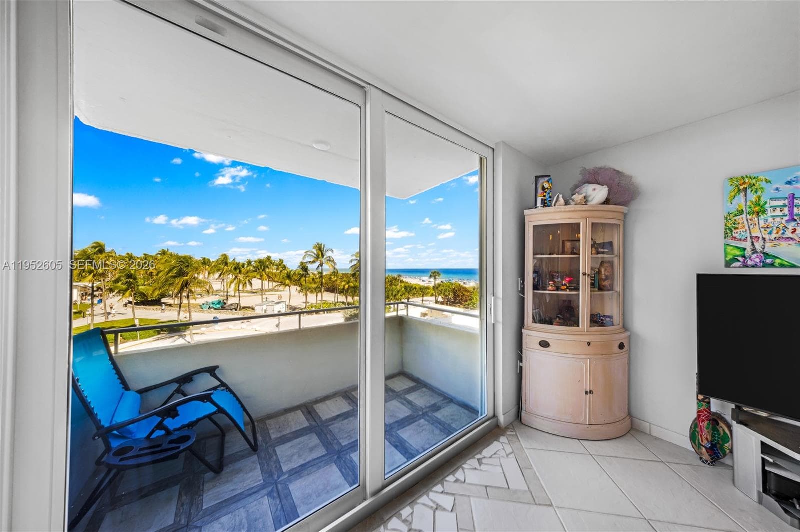 465 Ocean Dr # 419, Miami Beach, FL 33139 photo 3