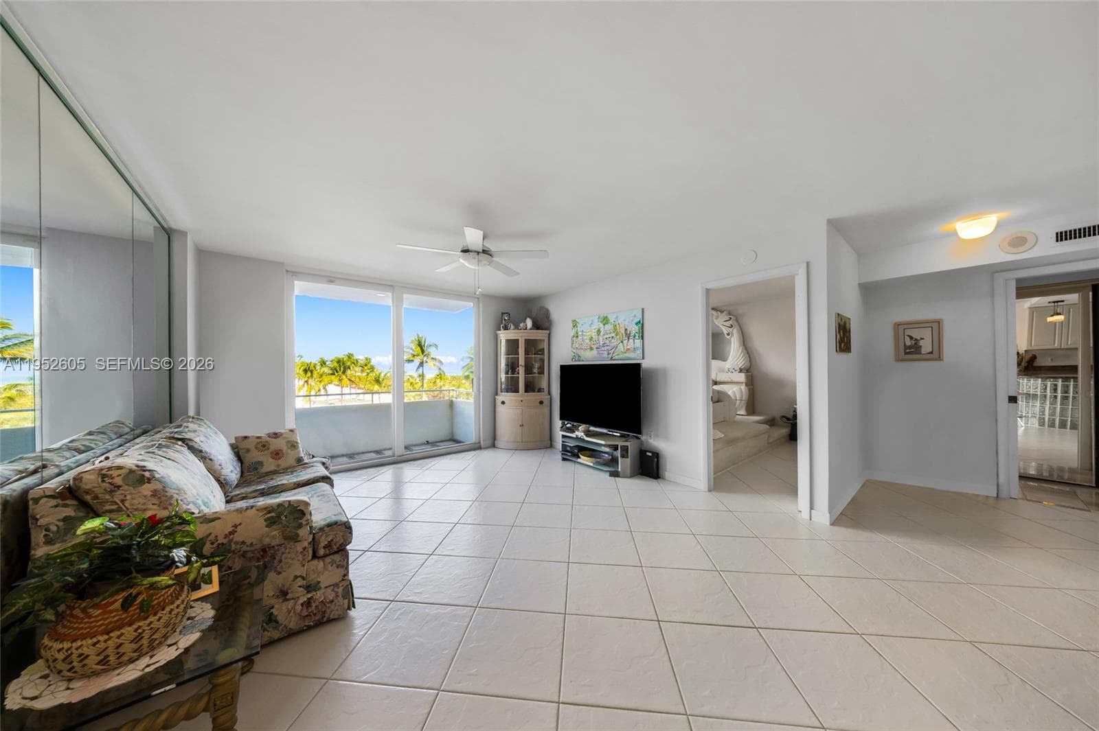 465 Ocean Dr # 419, Miami Beach, FL 33139 photo 4