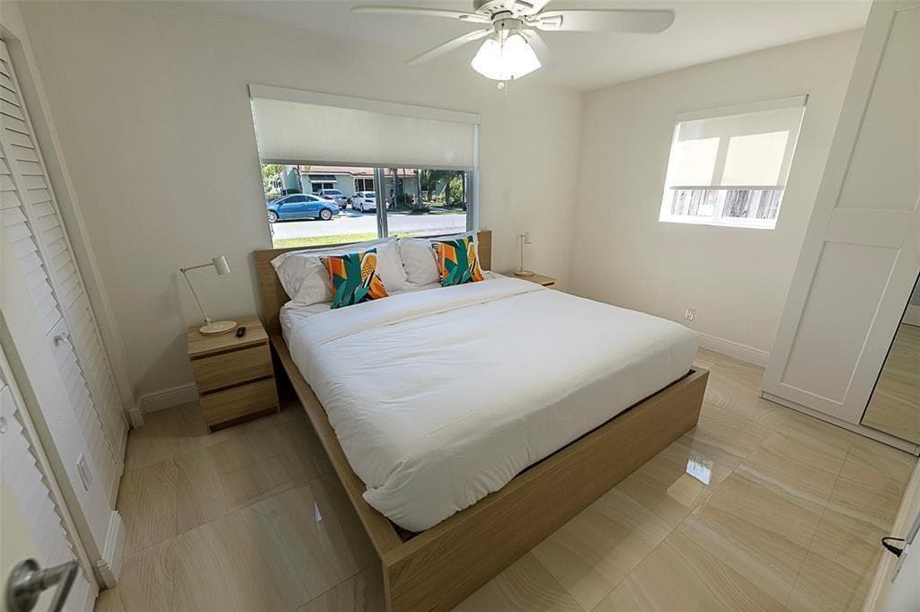1162 Hayes Street, Hollywood, FL 33019 photo 4