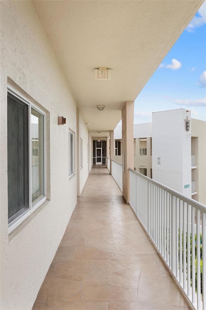 9551 Weldon Circle # 404, Fort Lauderdale, FL 33321 photo 4