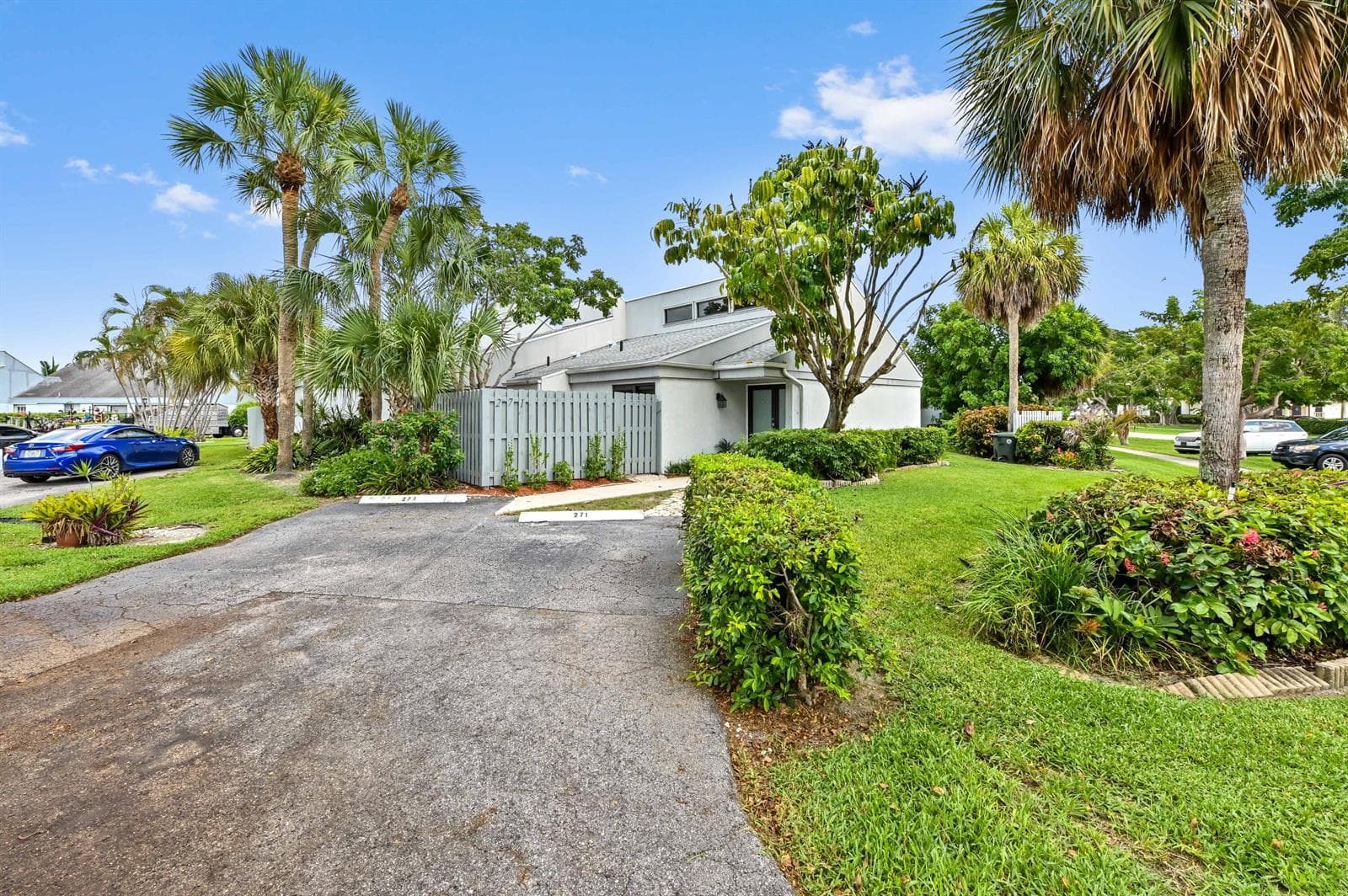 271 NW 15th Street, Boca Raton, FL 33432 photo 2