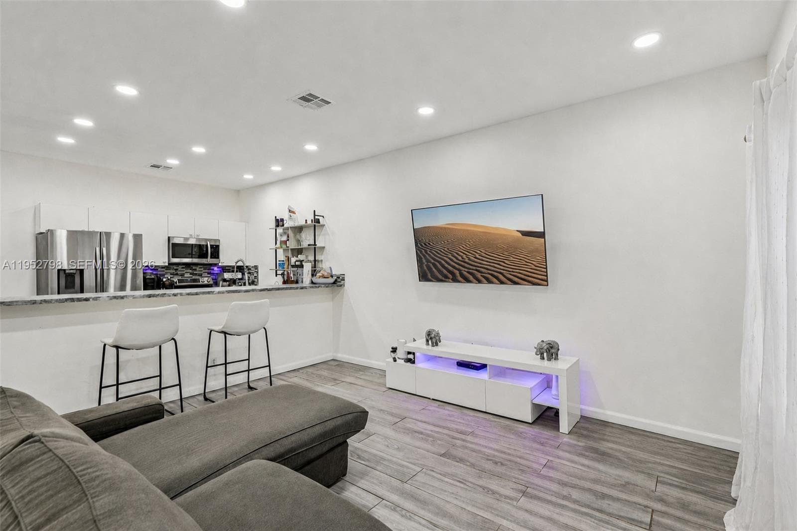 2307 Washington St # 5, Hollywood, FL 33020 photo 2