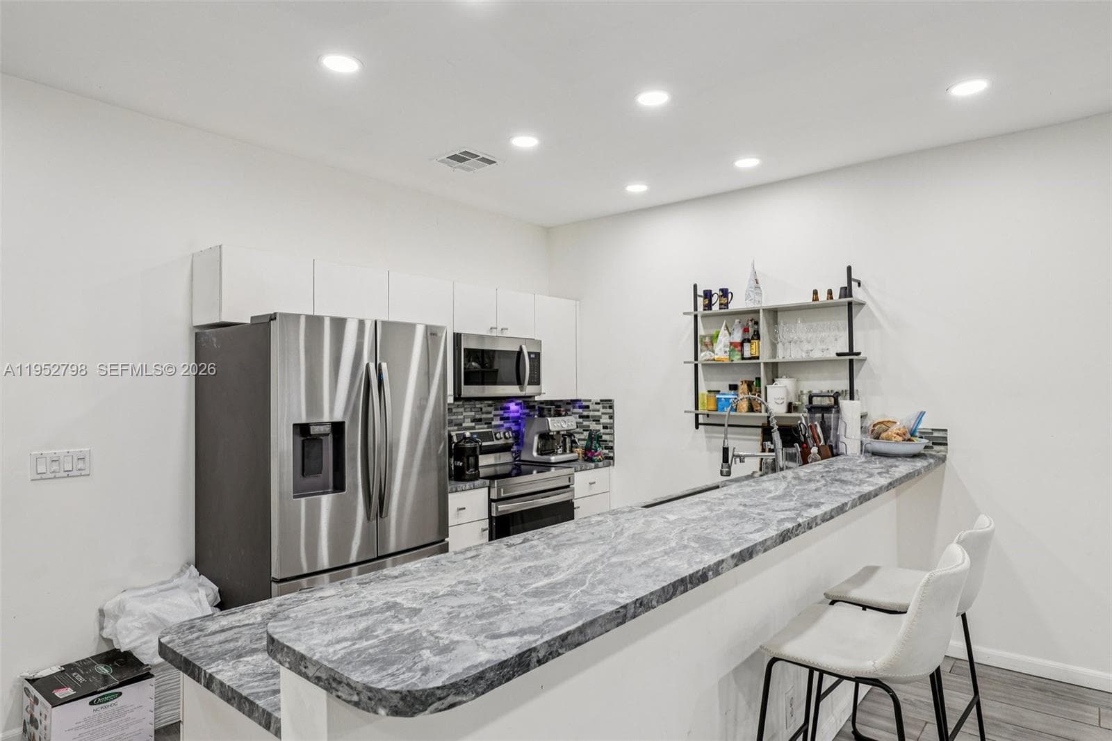 2307 Washington St # 5, Hollywood, FL 33020 photo 3