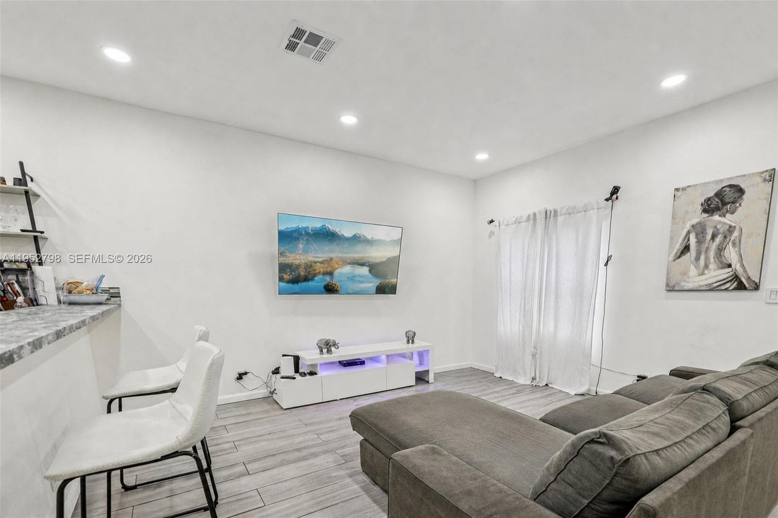 2307 Washington St # 5, Hollywood, FL 33020 photo 4