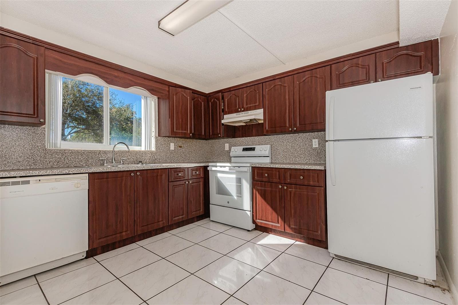 10201 NW 35th Street, Coral Springs, FL 33065 photo 5