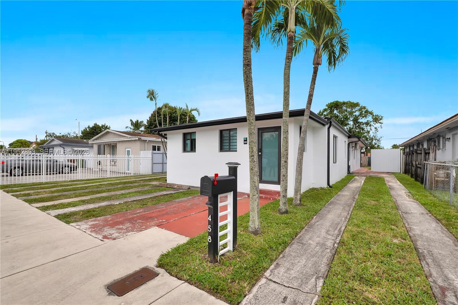 458 E 20th St, Hialeah, FL 33013 photo 3