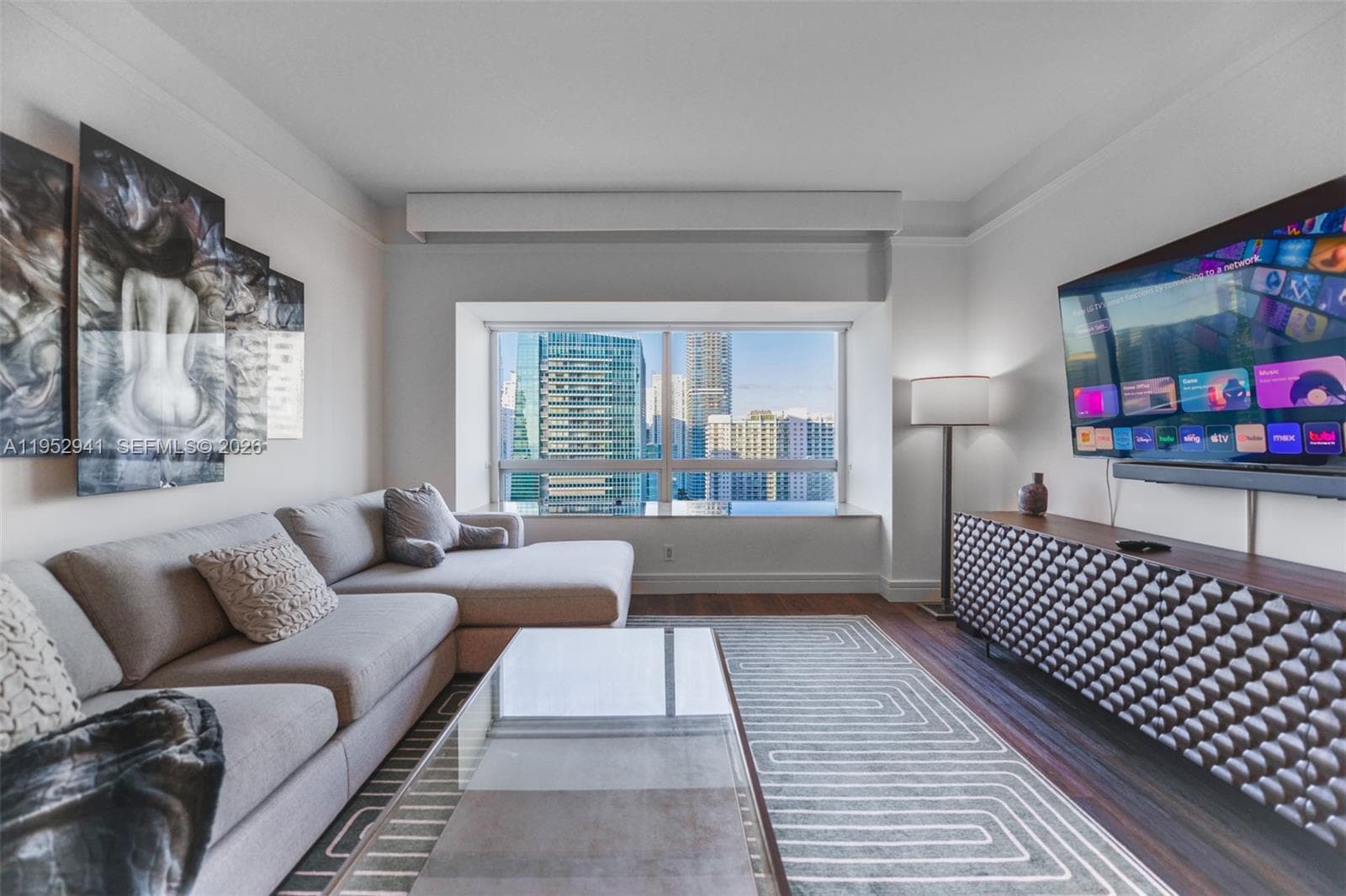 1435 Brickell Ave # 3510, Miami, FL 33131 photo 3