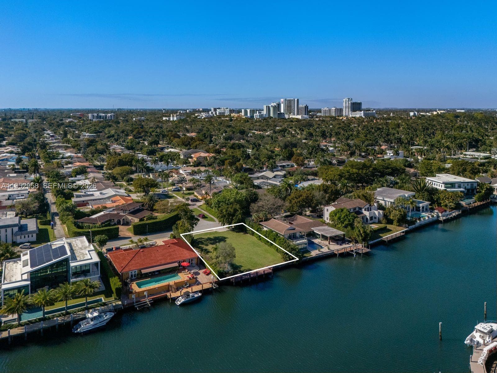 1101 Diplomat Pkwy, Hollywood, FL 33019 photo 5