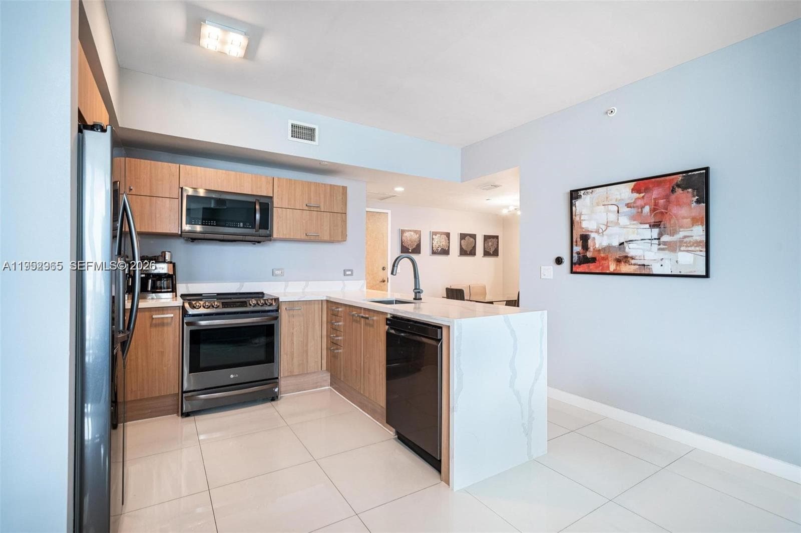 350 S Miami Ave # 2505, Miami, FL 33130