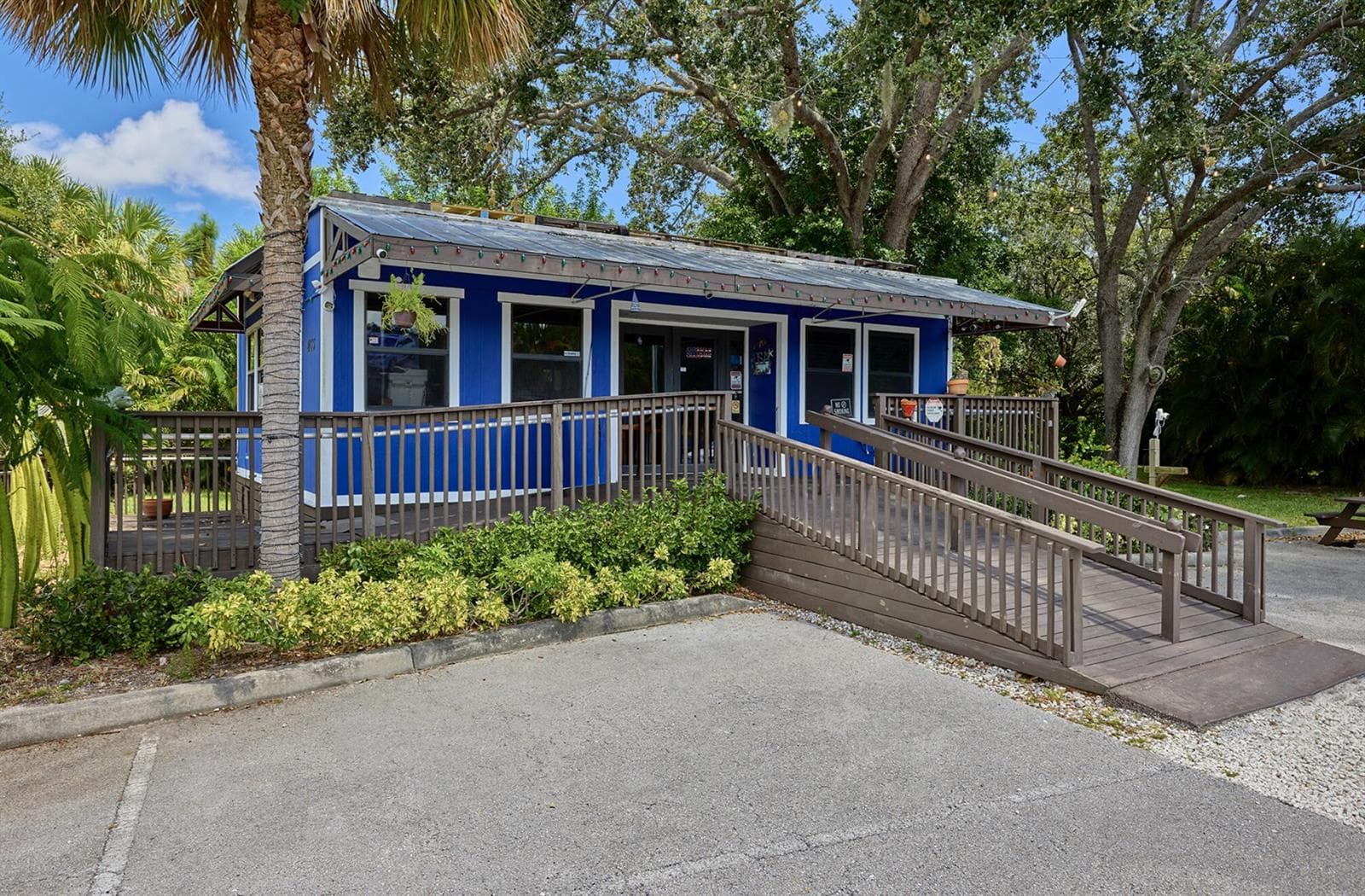 2155 NW Federal Highway, Jensen Beach, FL 34957