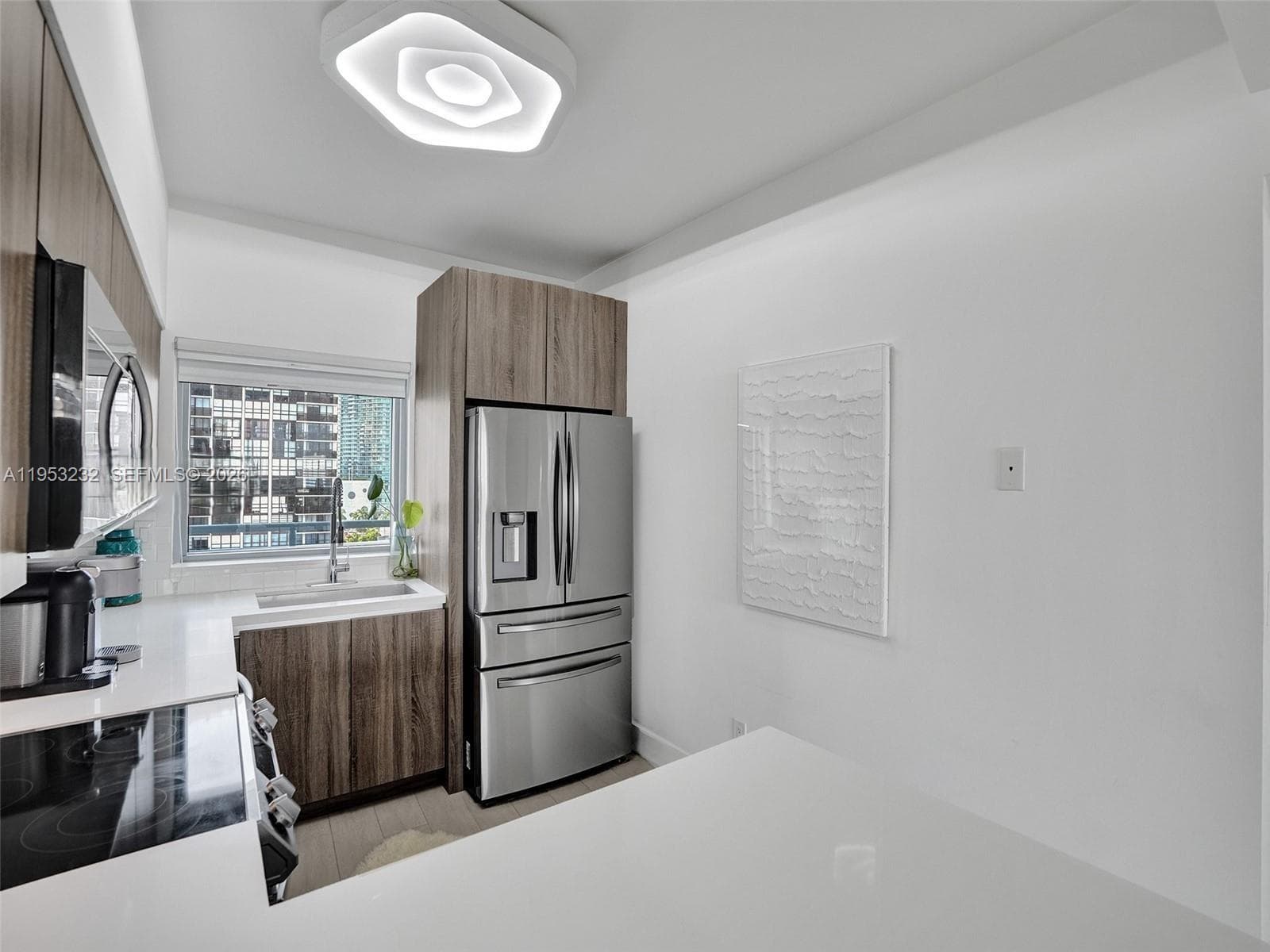 601 NE 36th St # 1003, Miami, FL 33137 photo 5