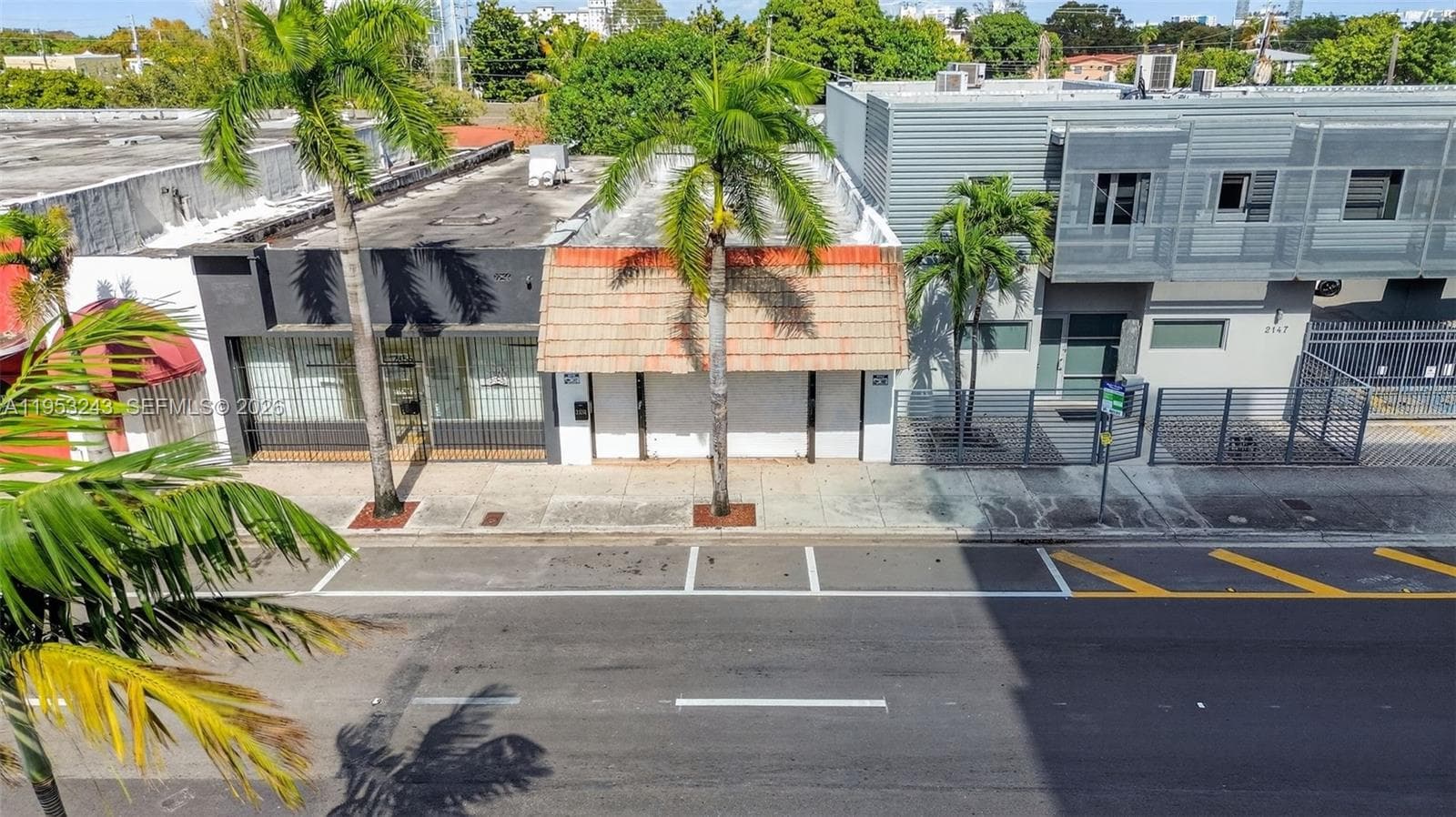 2151 SW 8th St, Miami, FL 33135 photo 4