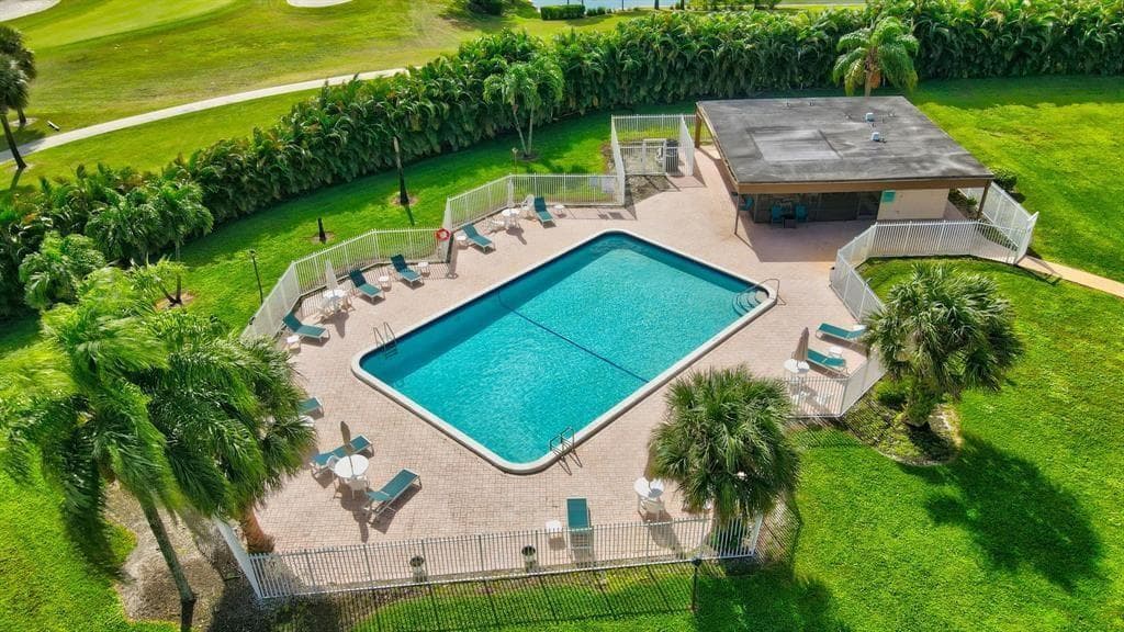 9300 SW 8th Street # 422, Boca Raton, FL 33428 photo 4