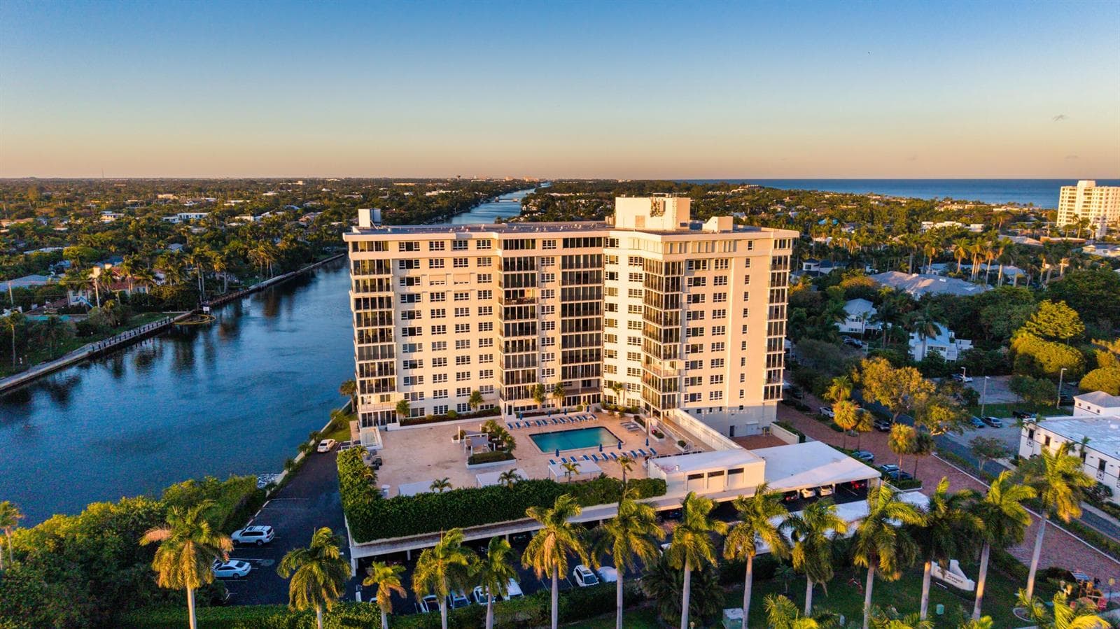 50 East Road # 12g (penthouse), Delray Beach, FL 33483 photo 2