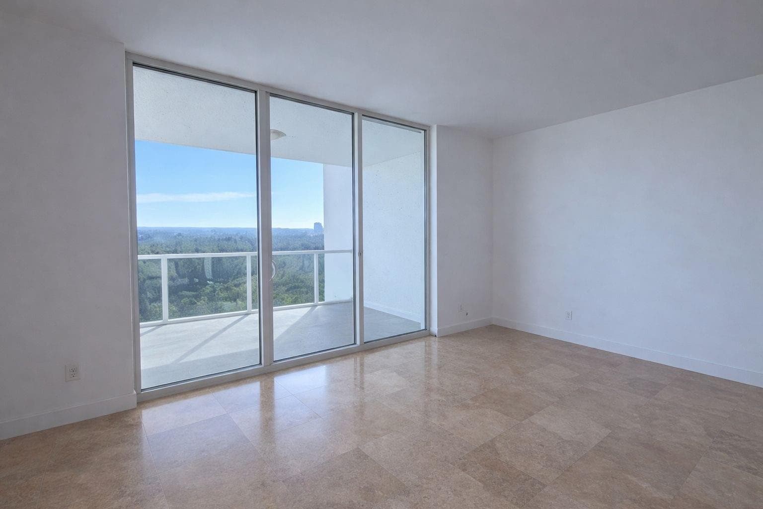 14951 Royal Oaks Lane # 1607, North Miami, FL 33181 photo 3